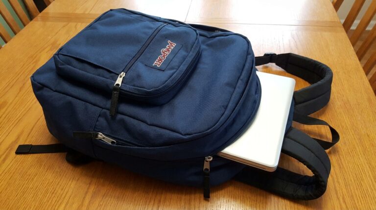 JanSport Cool Backpack – A Spacious and Functional Everyday Carry